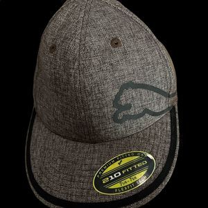 PUMA Hat Cap Grey  with Black Logo FLEXFIT Large L / XL  62200